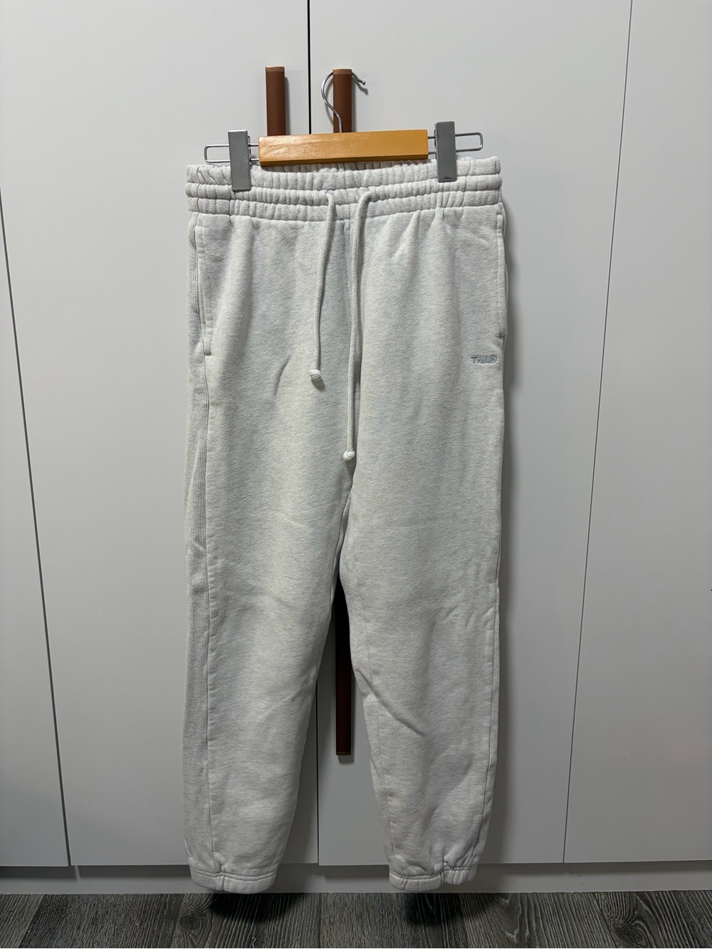 Aritzia Off-White Fleece Jogger Pants